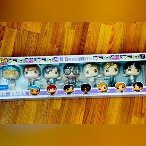 BRAND NEW BTS FUNKO POP DYNAMITE